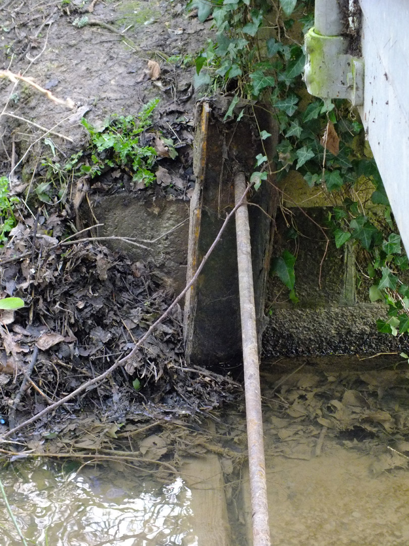 sluice remains